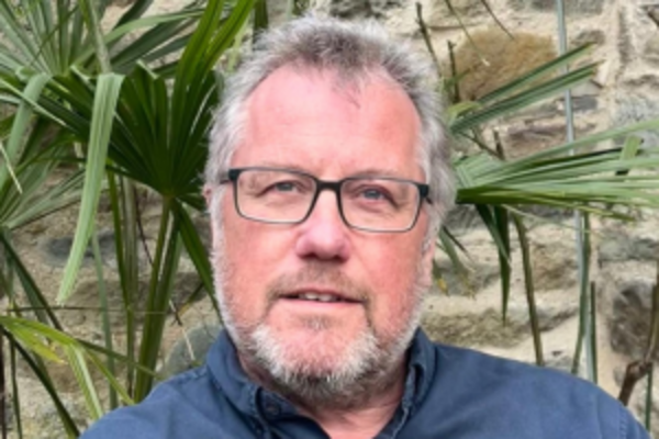 Cllr Mark Burnett